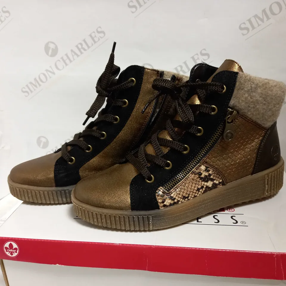 RIEKER TRAINER BOOTS SIZE 5