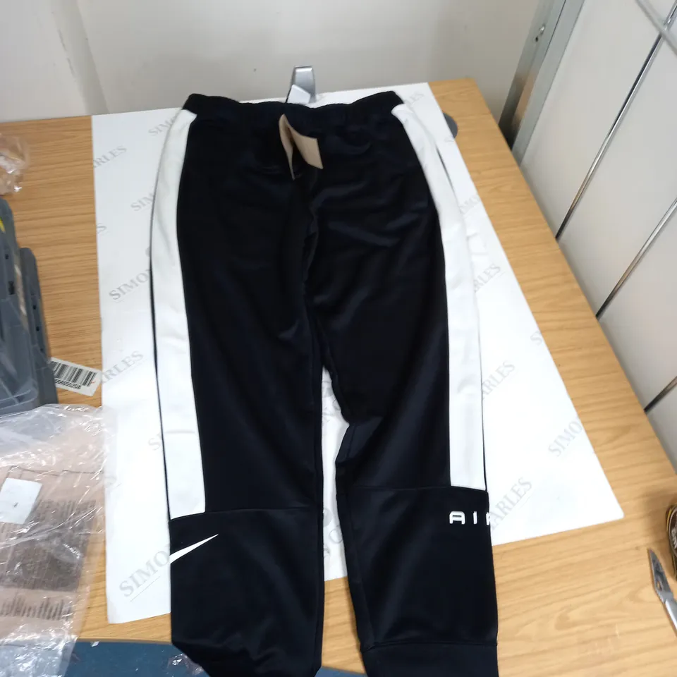 MENS NIKE AIR TRACK PANTS SIZE MEDIUM