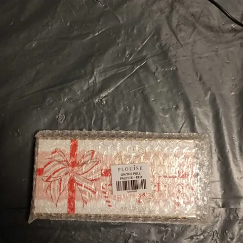 PLOUISE MAKE-UP BUNDLE