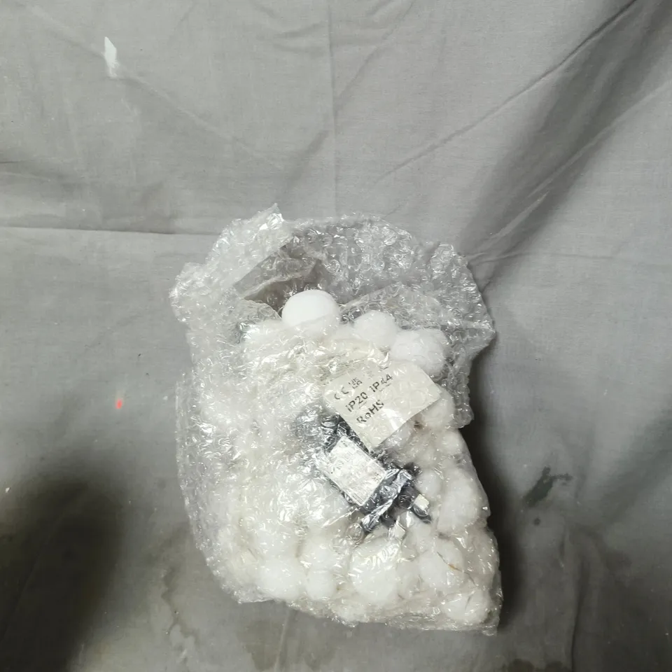 100 LED SNOWBALL LIGHT GARLAND CHRISTMAS DECORATION RRP £19.99