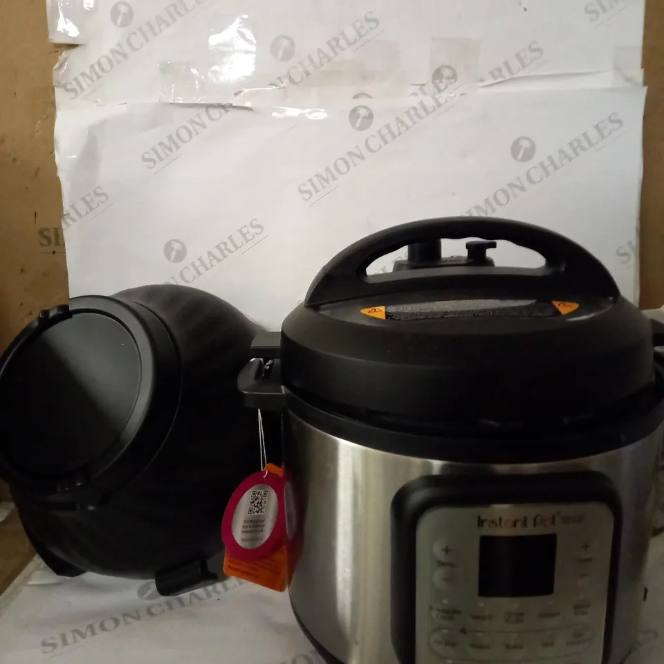 INSTANT POT DUO CRISP AIR FRYER MULTICOOKER