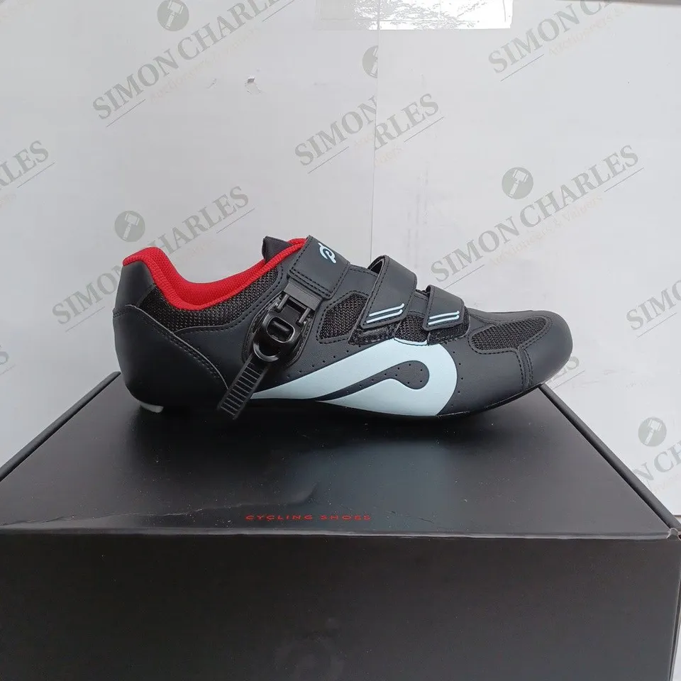 BOXED PELOTON CYCLING SHOES IN BLACK - EU 47