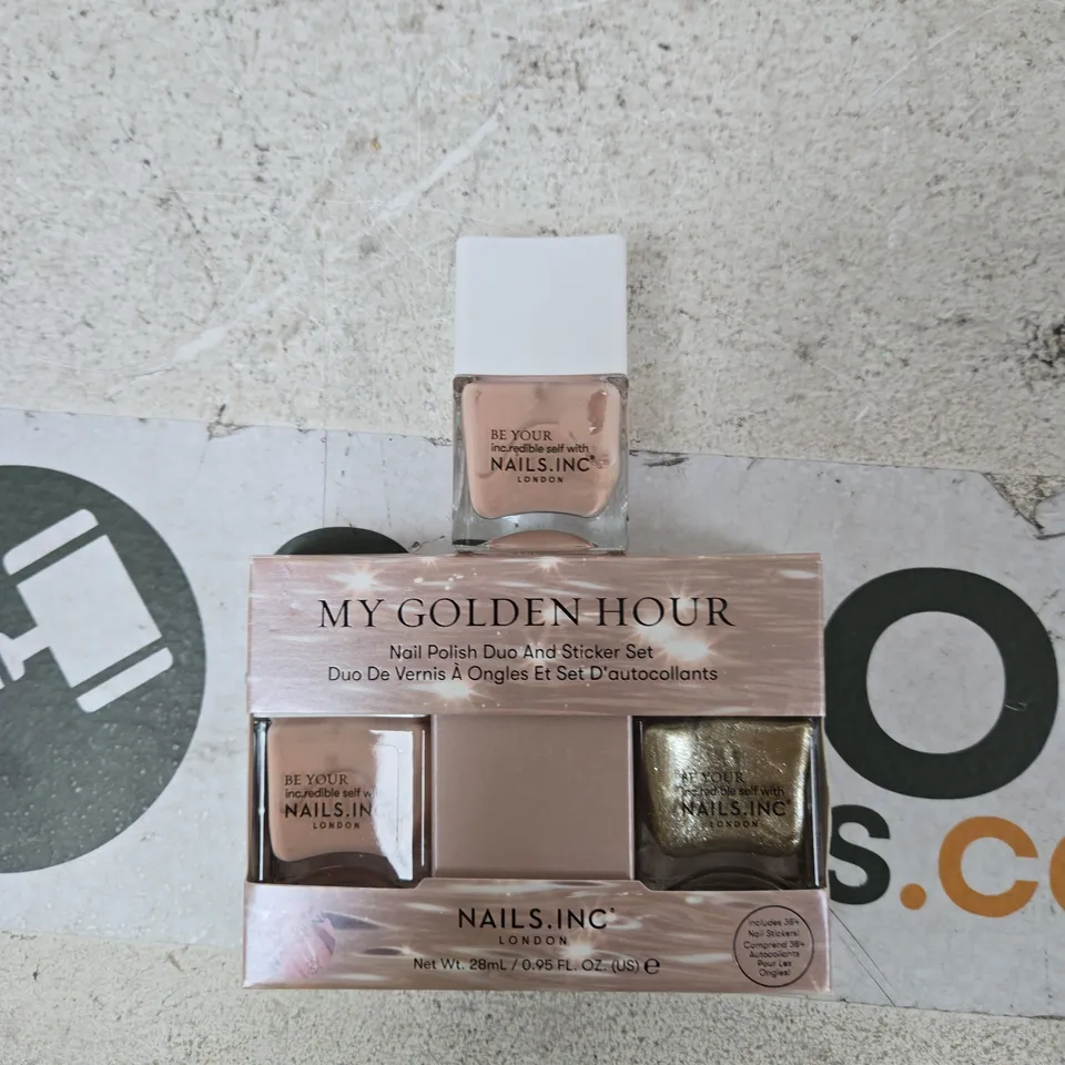 NAILS.INC LONDON MY GOLDEN HOUR NAIL POLISH DUO & STICKER SET – BOXED