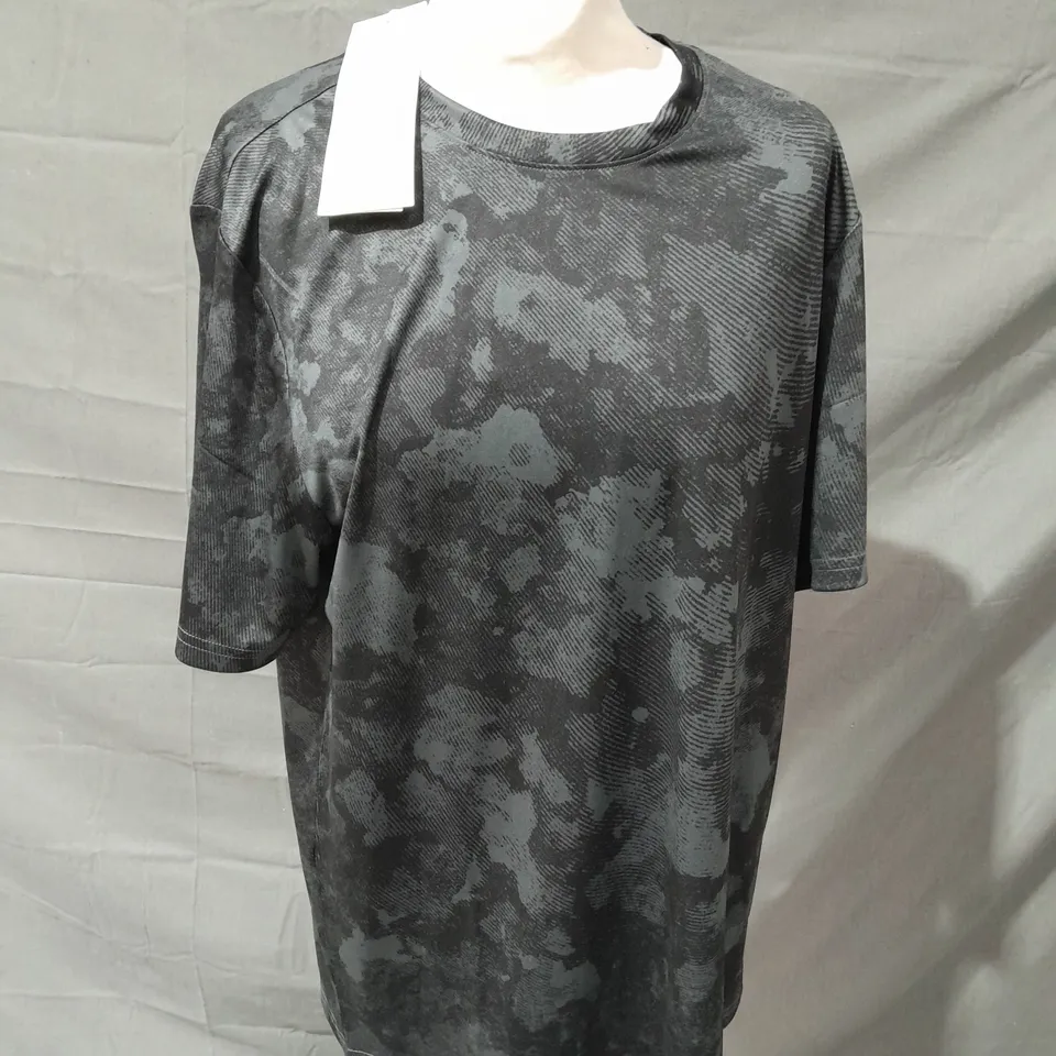 H&M MOVE BLACK TRAINING TOP - MEDIUM