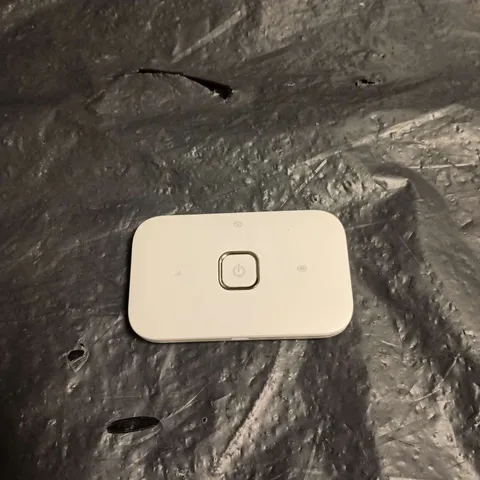 VODAFONE POCKET WI-FI 4G MOBILE HOTSPOT – WHITE