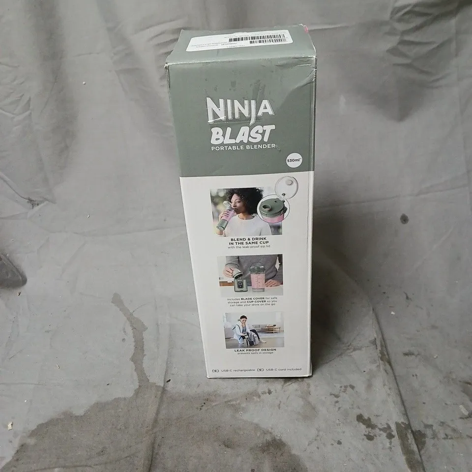 NINJA BLAST RECHARGEABLE BLENDER BC151UK
