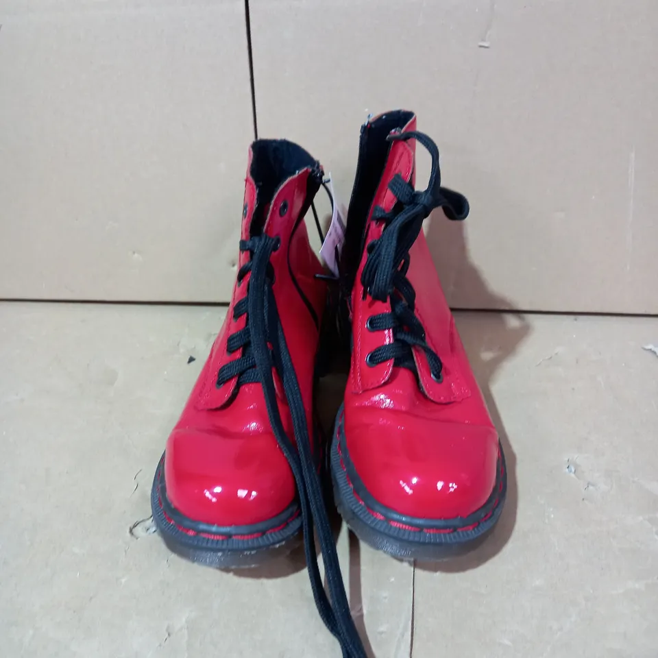 RIEKER ANTISTRESS LACE ANKLE BOOTS RED - SIZE 5