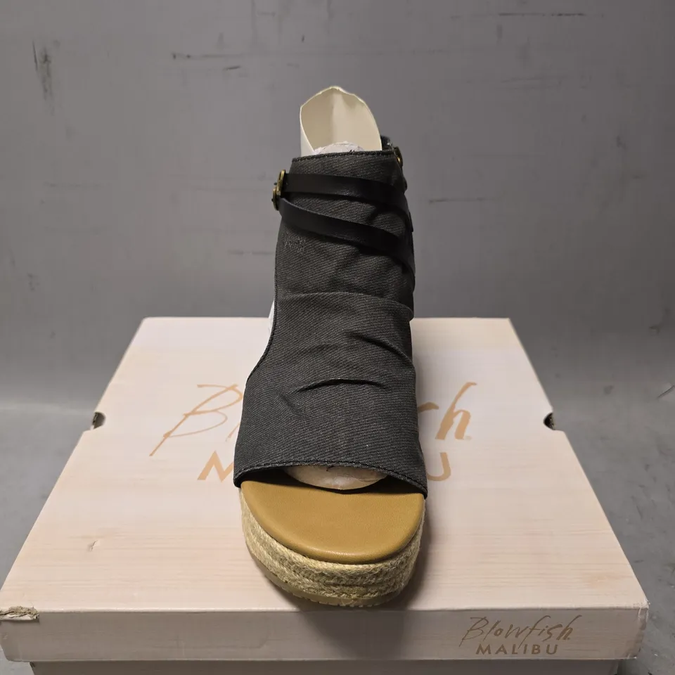 BOXED BLOWFISH MALIBU LACEY WEDGE SANDAL - SIZE 7
