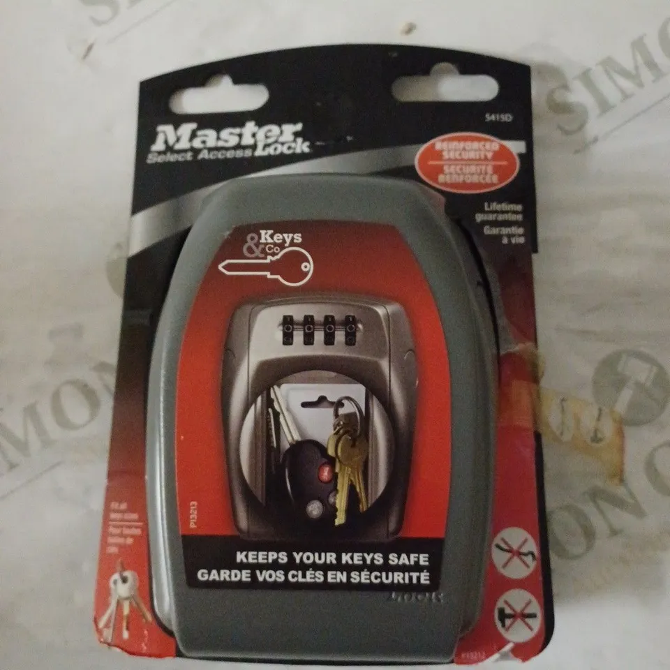 MASTER LOCK CERTIFIED KEY SAFE