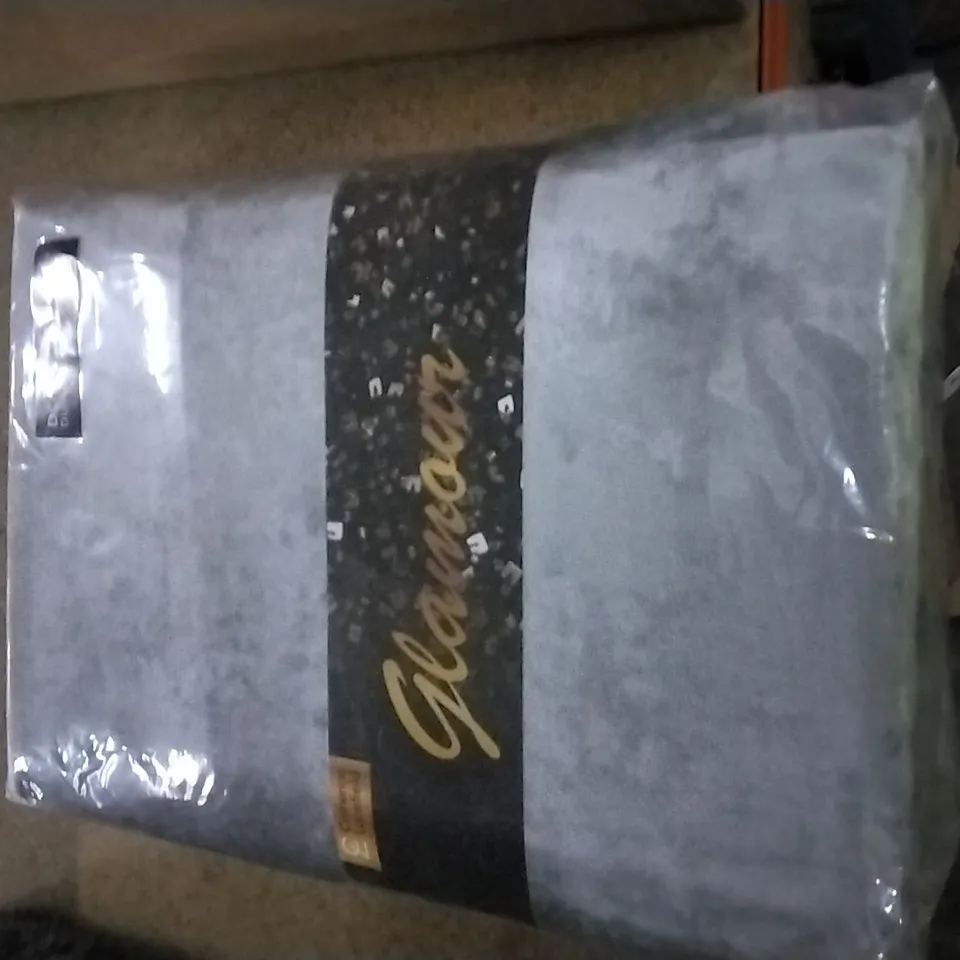 CRUSHED VELVET DUVET COVER SET SILVER SIZE: DOUBLE