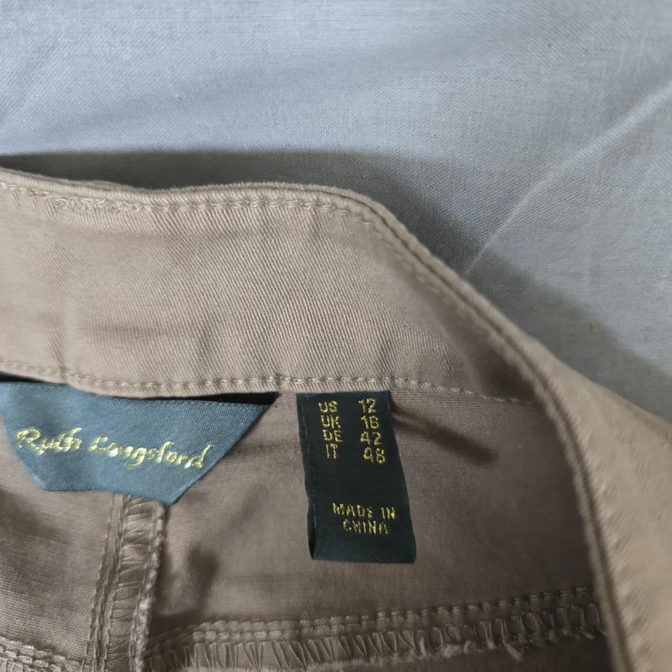 RUTH LANGFORD BEIGE TROUSERS – , UK 16 (US 12, DE 42, IT 48) 