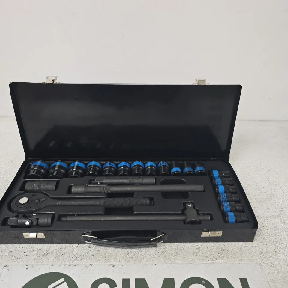 CR-V TOOLS 1/2" DRIVE SOCKET SET, 24-PIECE CHROME VANADIUM – IN CASE