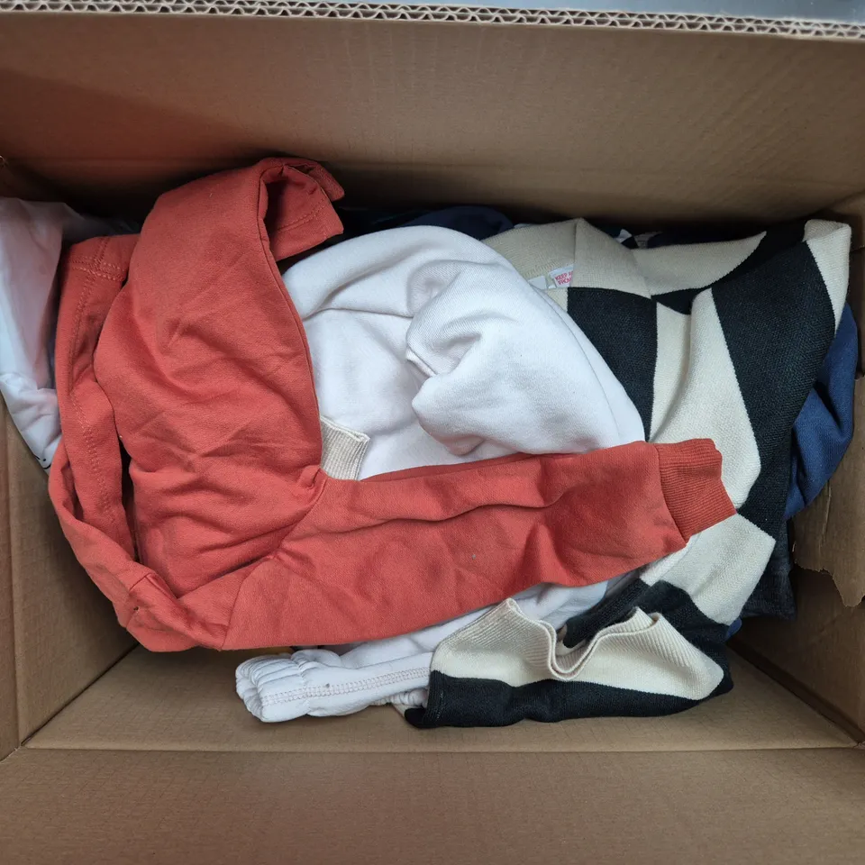 MEDIUM BOX OF ASSORTED KIDS CLOTHING ITEMS IN VARIOUS COLORS, SIZES AND STYLES