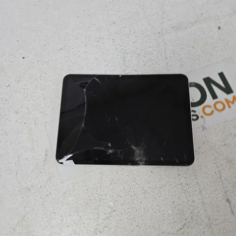 APPLE IPAD (A16) 128GB SILVER – WI‑FI + CELLULAR (CRACKED SCREEN) BENT 