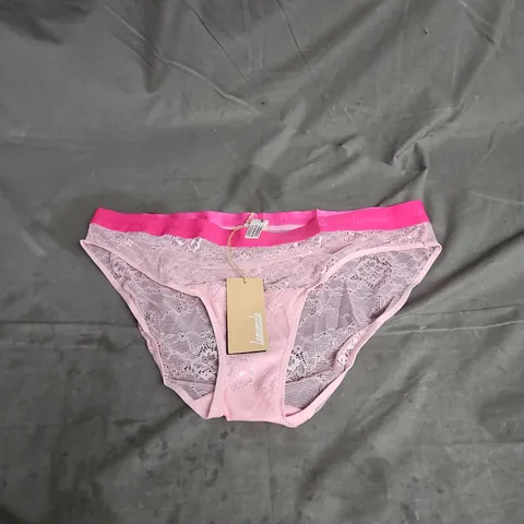 LEMONADE TWO TONE LACE BRIEF IN PUNK SIZE 18