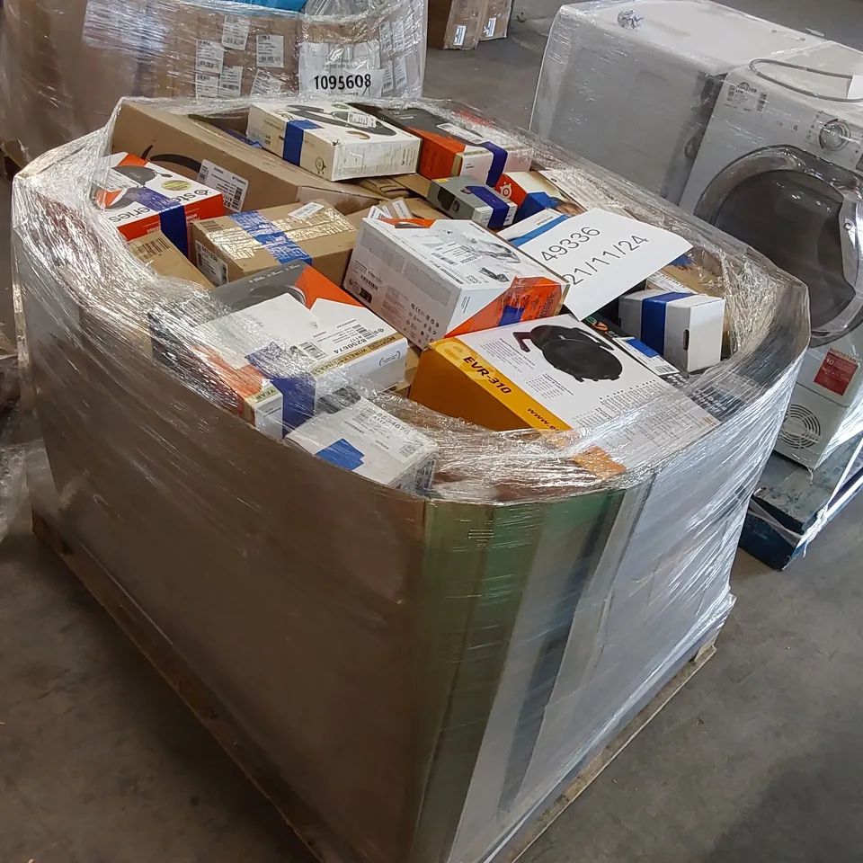 PALLET OF APPROXIMATELY 186 UNPROCESSED HIGH VALUE RAW RETURN ELECTRICAL GOODS TO INCLUDE;