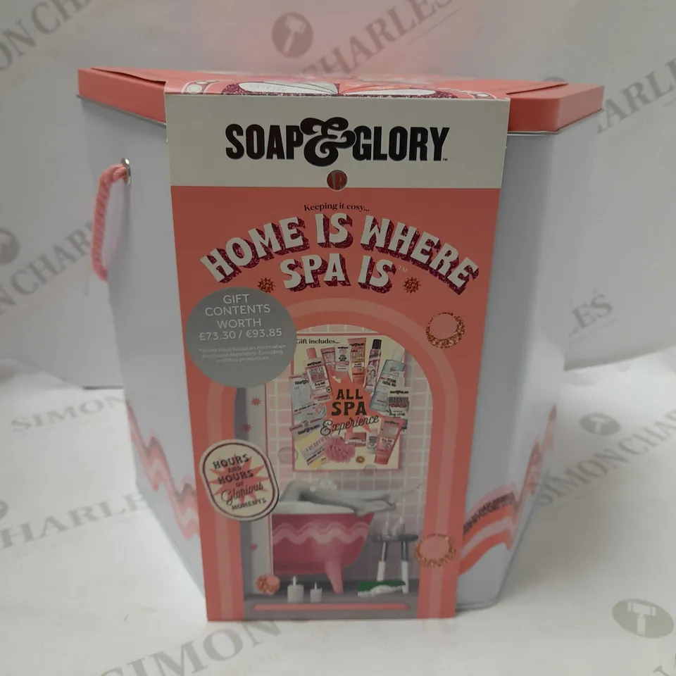 SOAP & GLORY HOME IS WHERE THE SPA IS GIFT