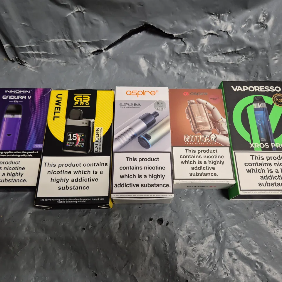 APPROXIMATELY 15 ASSORTED E-CIGARETTE PRODUCTS TO INCLUDE - ASPIRE, VAPORESSO, INNOKIN ETC 