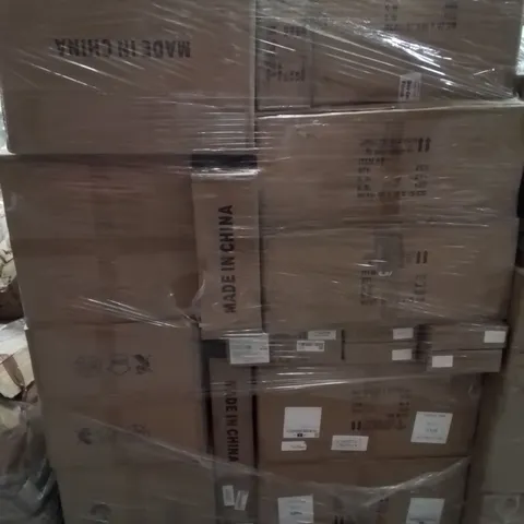 PALLET CONTAINING VARIOUS ASSORTED CEILING LIGHTS ETC.