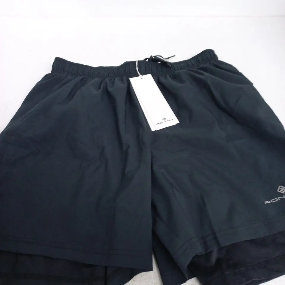 RONHILL MEN'S CORE 5" TWIN SHORT – BLACK, UK M
