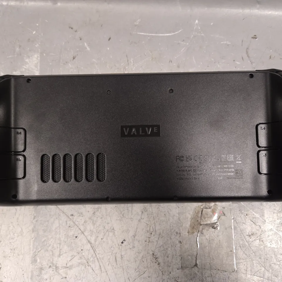 VALVE STEAM DECK HANDHELD CONSOLE 