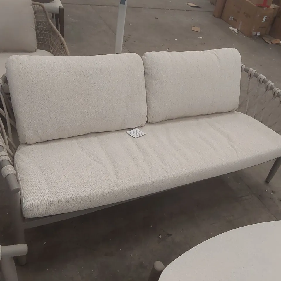 CLEVELAND LOUNGE SET IN BEIGE