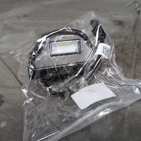 APPROXIMATELY 40 VTA-09 VEHICLE LIGHTS 