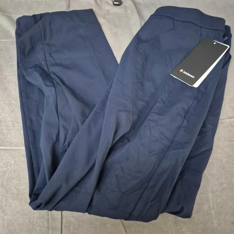 LULULEMON DAYDRIFT CLASSIC-FIT TROUSER – NAVY, REGULAR, UK MEDIUM (ORIGINAL: M)