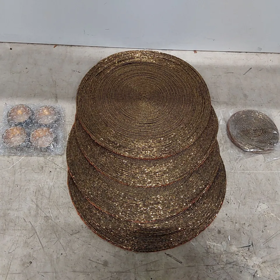 BAGGED DEX GLASS EMBROIDERED ROUND PLACEMAT SET (1 ITEM)