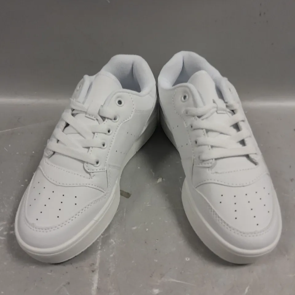 PAIR OF TRUFFLE COLLECTION CHUNKY FLATFORM TRAINERS IN WHITE - 3