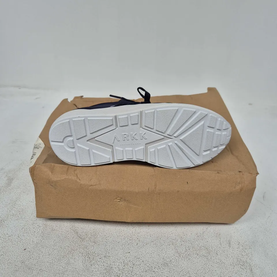 BOXED PAIR OF ARKK RAVEN MESH MIDNIGHT TRAINERS - EU 38
