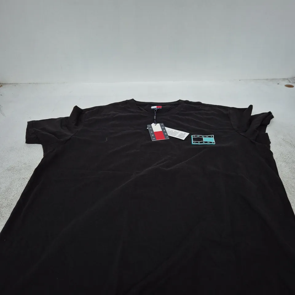 TOMMY JEANS BLACK T-SHIRT, MEN’S, XXL