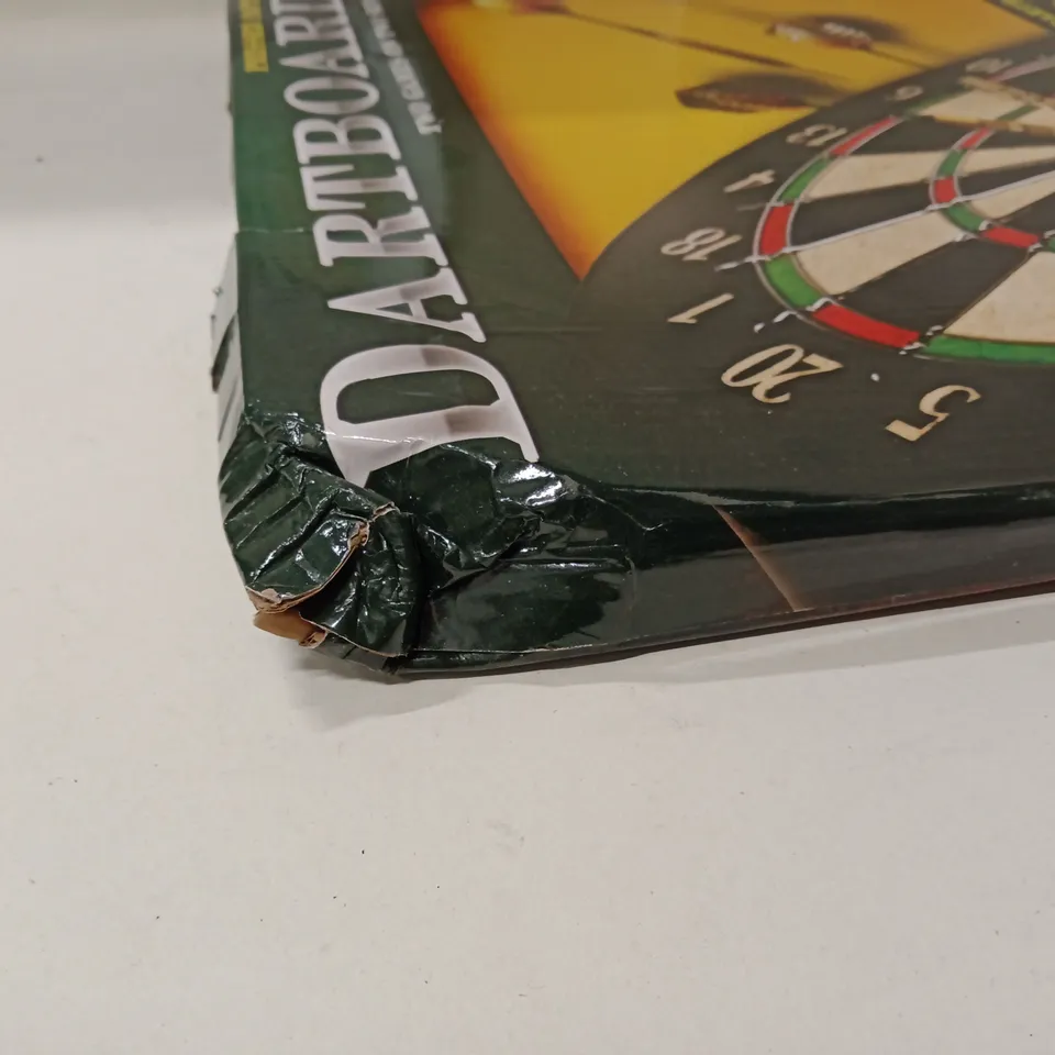 DARTBOARD GAME BOXSET – TWO-SIDED (CA. 17")