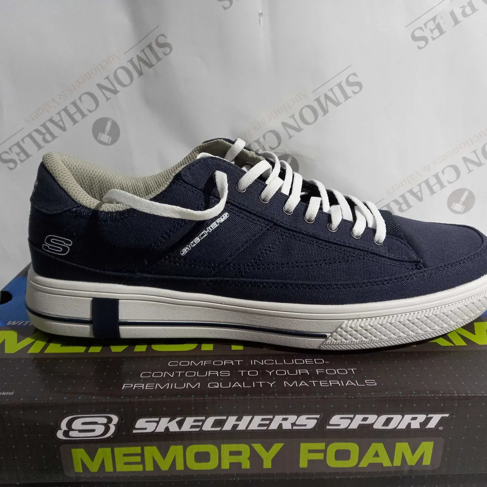 BOXED SKETCHERS SPORT NAVY TRAINERS - 10