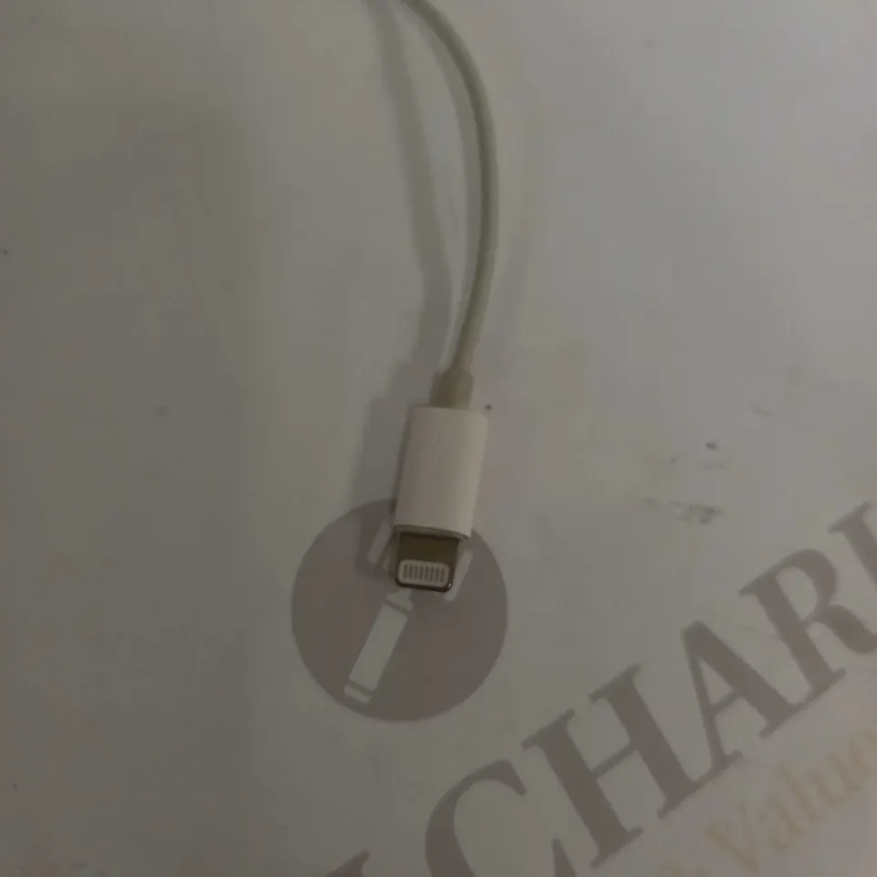 APPLE WIRED EARPHONES