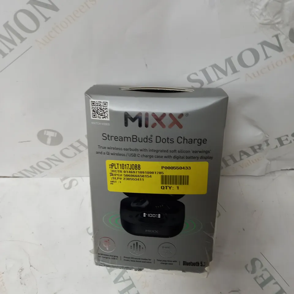 BOX OF APPROXIMATELY 30 ELECTRONICAL ITEMS TO INCLUDE RADIOS, HEADPHONES, CHARGERS, REMOTES ETC - COLLECTION ONLY 