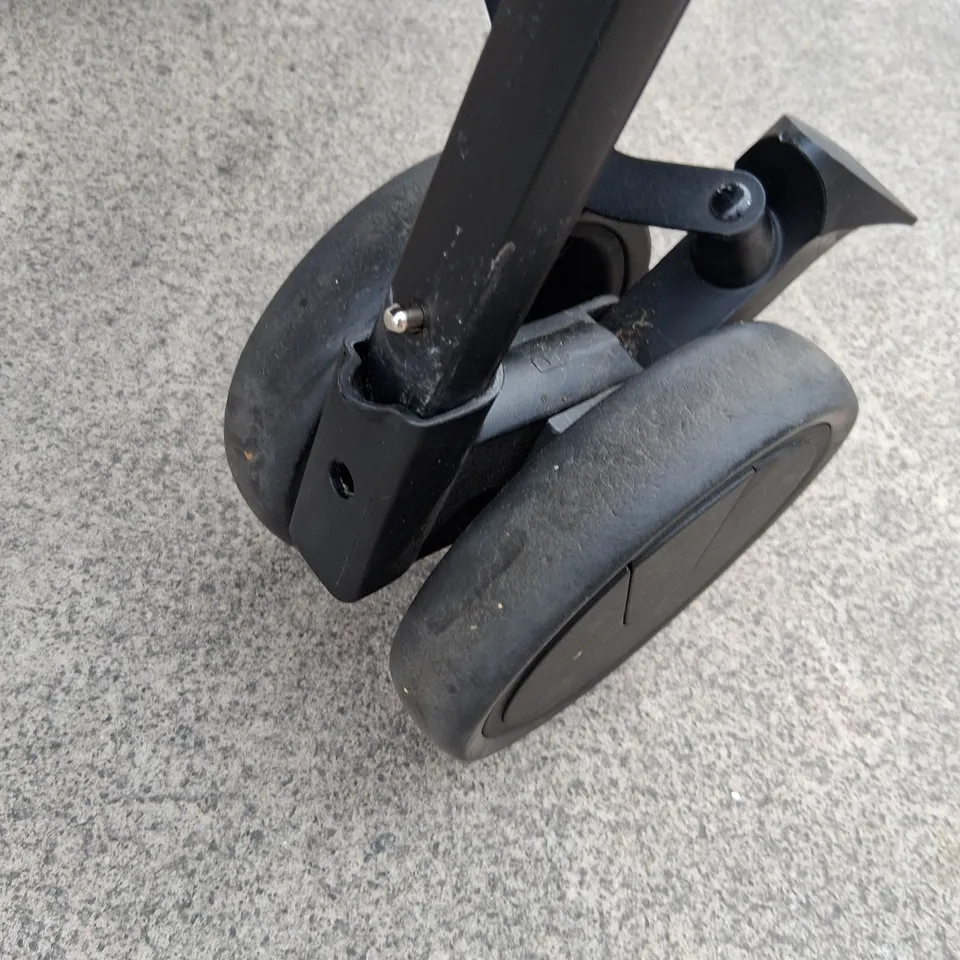 MY BABIIE MB51 LIGHTWEIGHT STROLLER