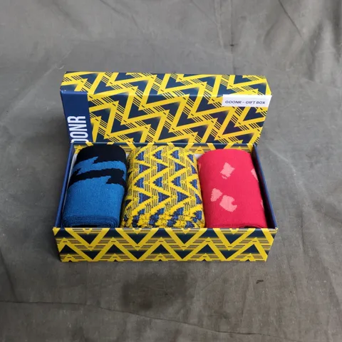 GOONR GIFT BOX – MEN’S SOCKS, ONE SIZE, 3 PAIRS (78% COTTON, 21% POLYAMIDE, 1% ELASTANE)