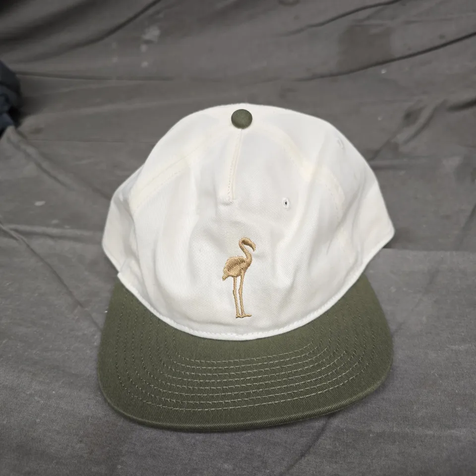 SLEEP TOKEN CAP – WHITE CROWN WITH FLAMINGO EMBROIDERY, OLIVE BRIM