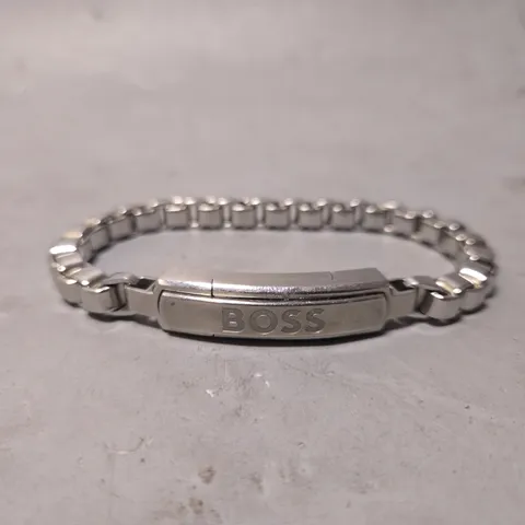 HUGO BOSS MAGNETIC CLIP BRACELET 