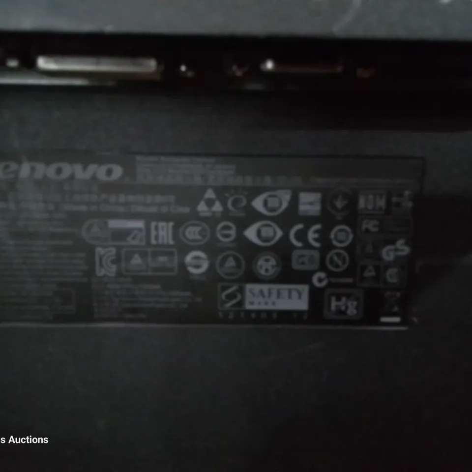 LENOVO THINK VISION DESK TOP MONITOR WITH STAND Model LT2252