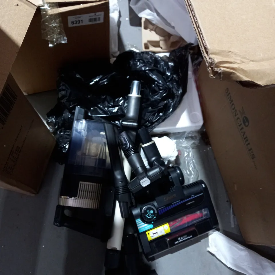 SHARK STRATOS CORDLESS VACUUM W/ANTI HAIR WRAP & CLEAN SENSE IQ IZ400UKT