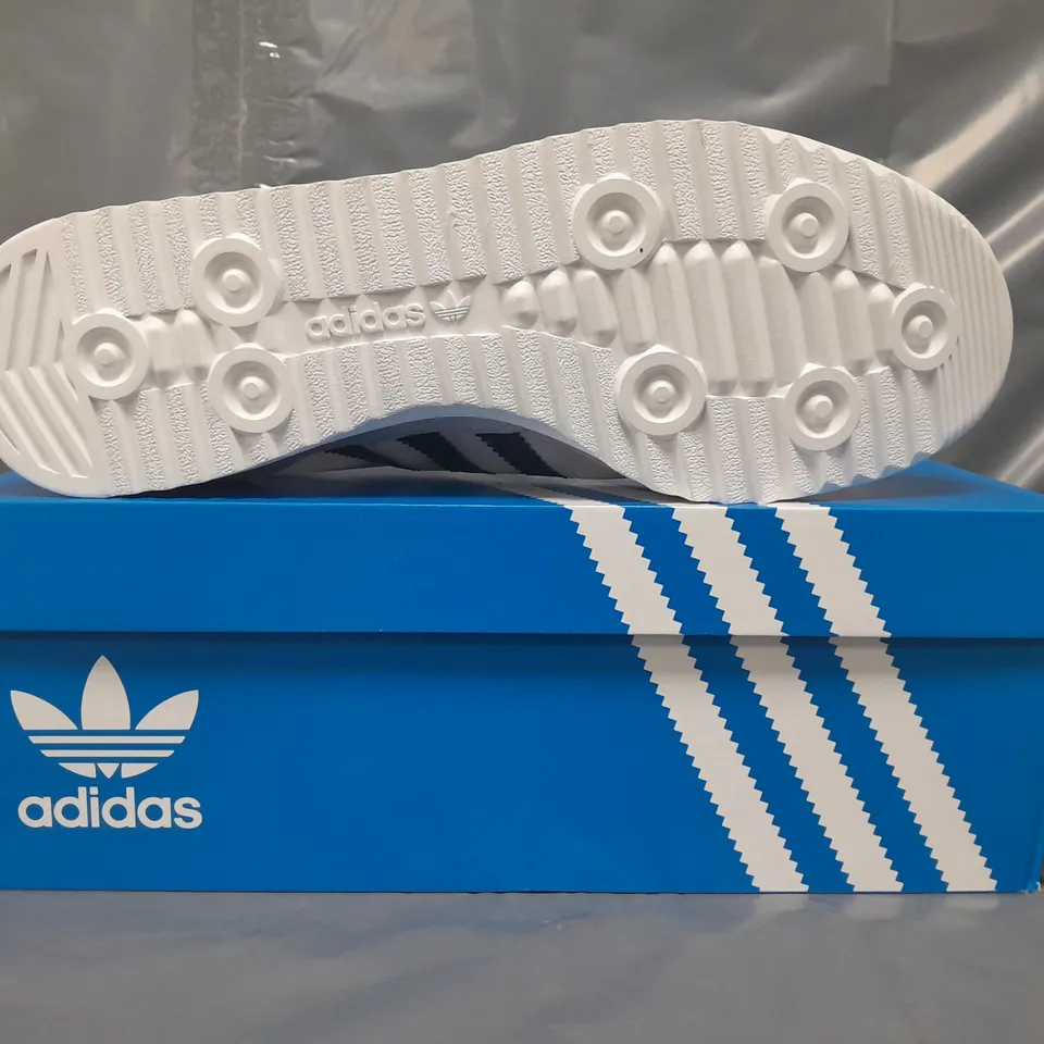 BOXED PAIR OF ADIDAS SL 72 RS SHOES IN WHITE/BLACK UK SIZE 9.5