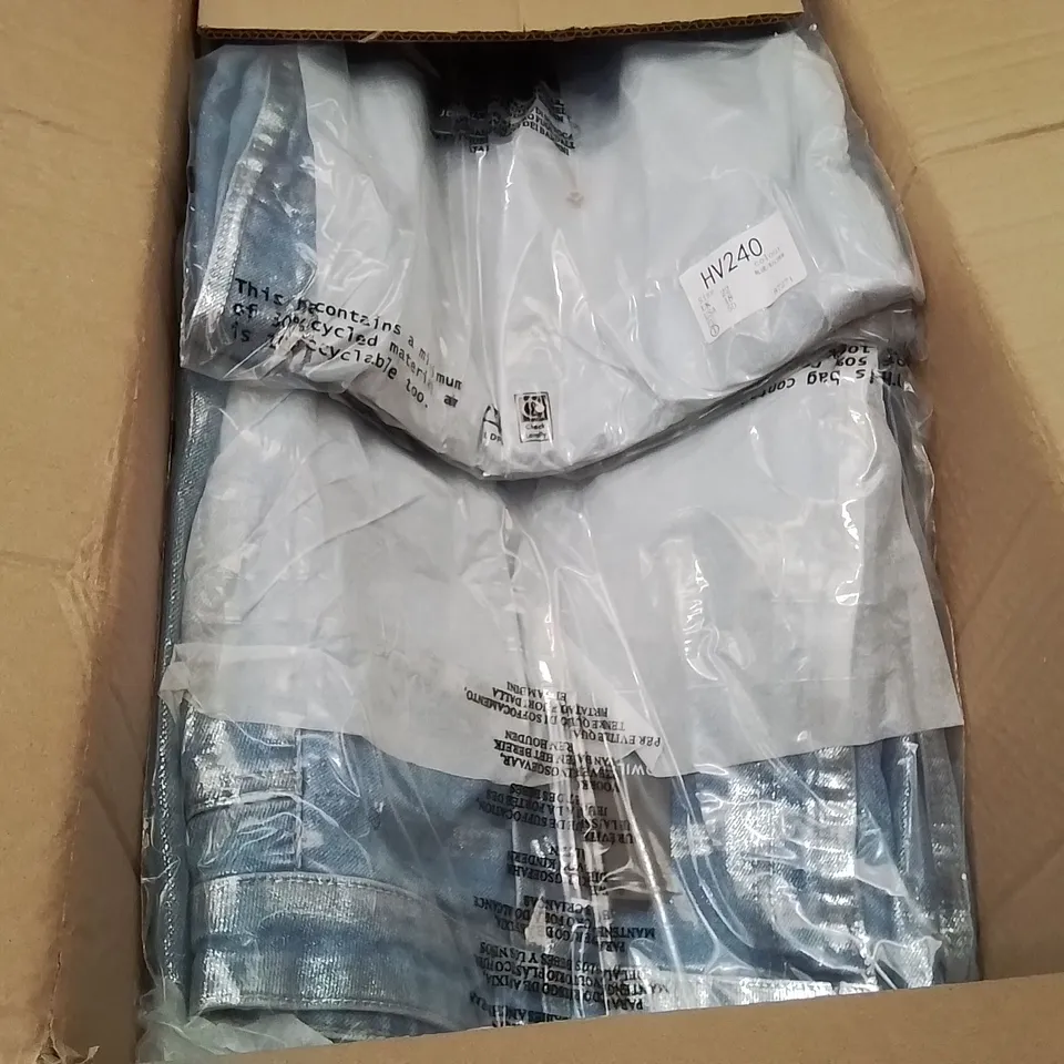 BOXED BRAND NEW APPROXIMATELY 13 JD WILLIAMS METALLIC SKIRT BLUE/SILVER SIZE 22