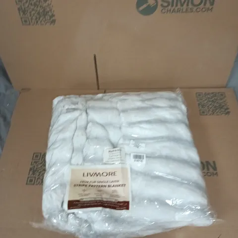 LIVMORE FAUX FUR STRIPE PATTERN BLANKET – SINGLE LAYER, 150 X 200 CM