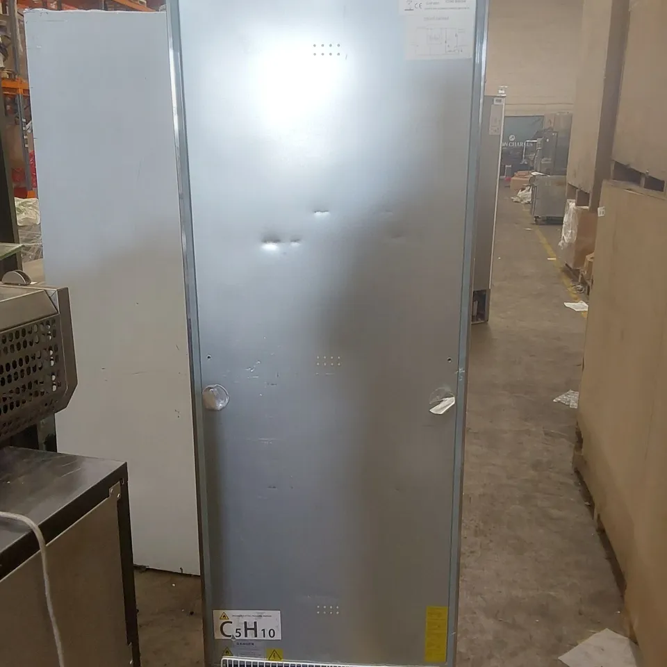 POLAR CD083 COMMERCIAL UPRIGHT FREEZER