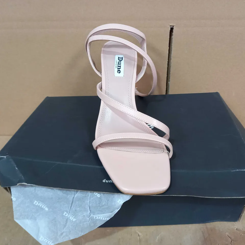BOXED PAIR OF DUNE LONDON HEELS IN BLUSH COLOUR UK SIZE 5