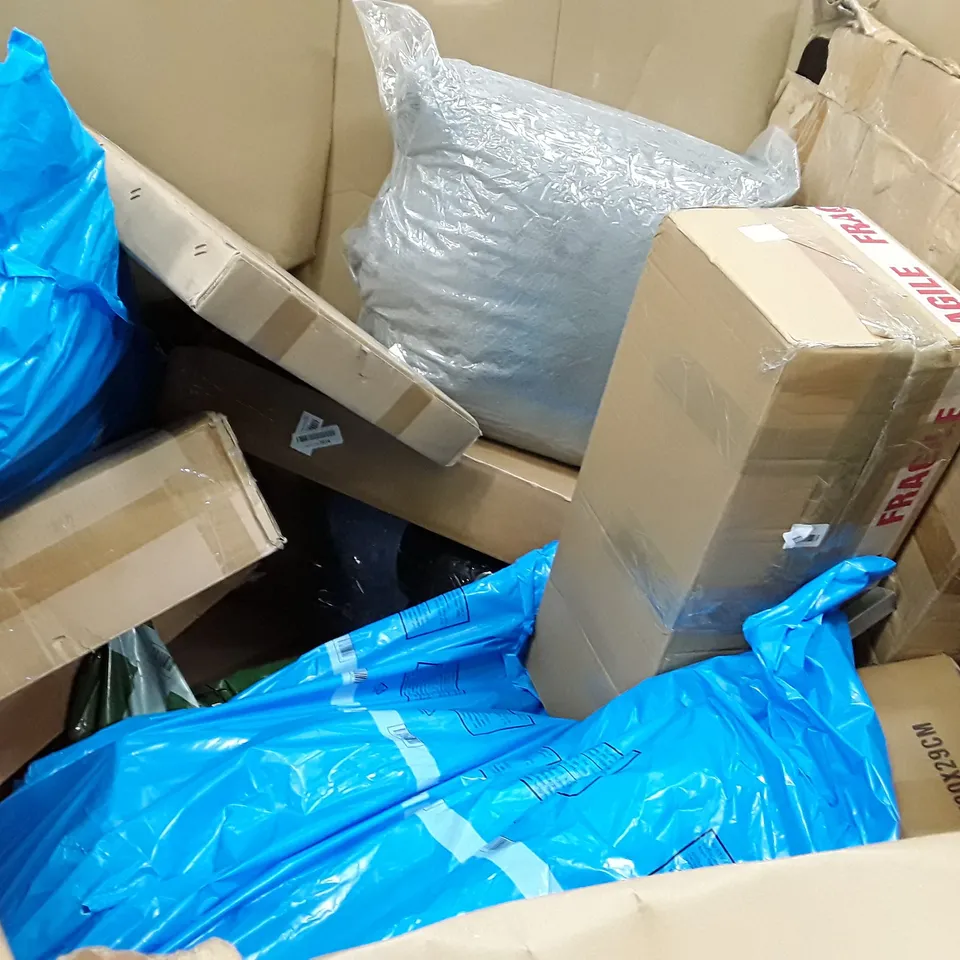 PALLET OF ASSORTED PRODUCTS INCLUDING RETRACTABLE SAFETY GATE, BABY'S PLAYPEN, OFFICE CHAIR, DIGITAL RICE COOKER 1.5L