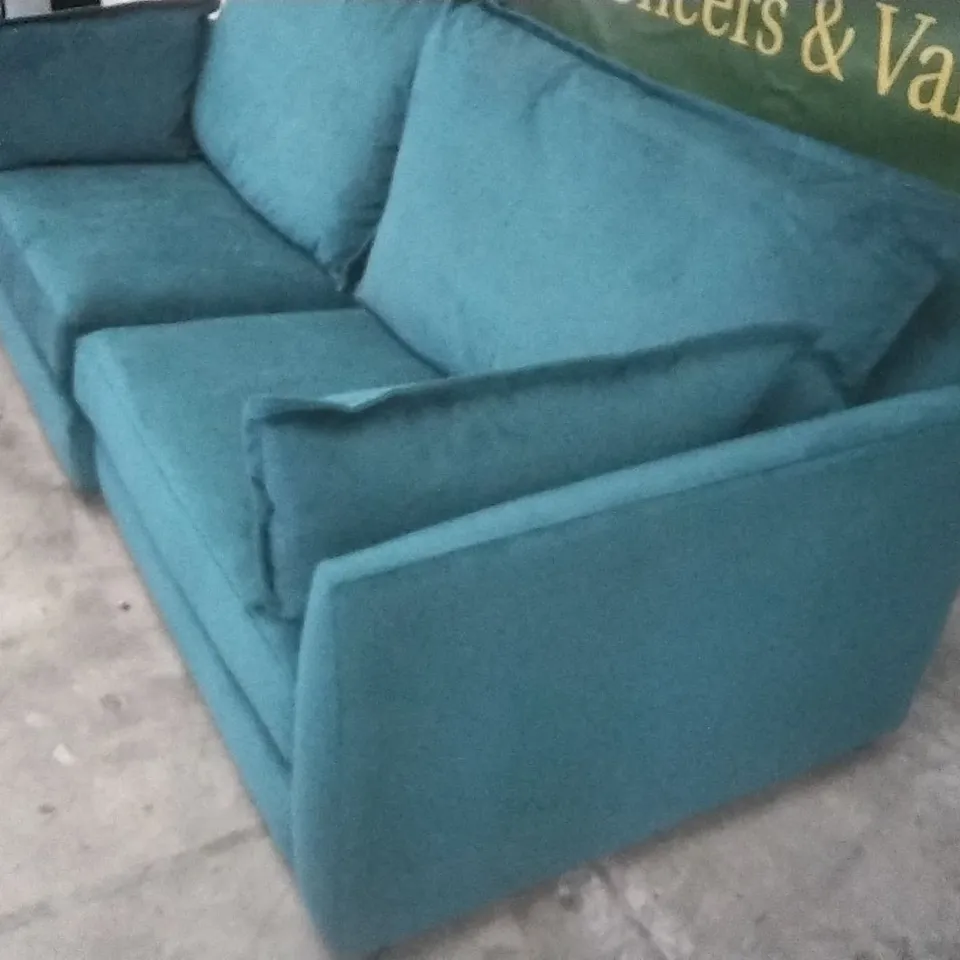 QUALITY BRITISH MADE THE LOUNGE COMPANY HARDWOOD FRAMED COLETTE-FOAM FOUR SEATER EVENING TEAL SOFA