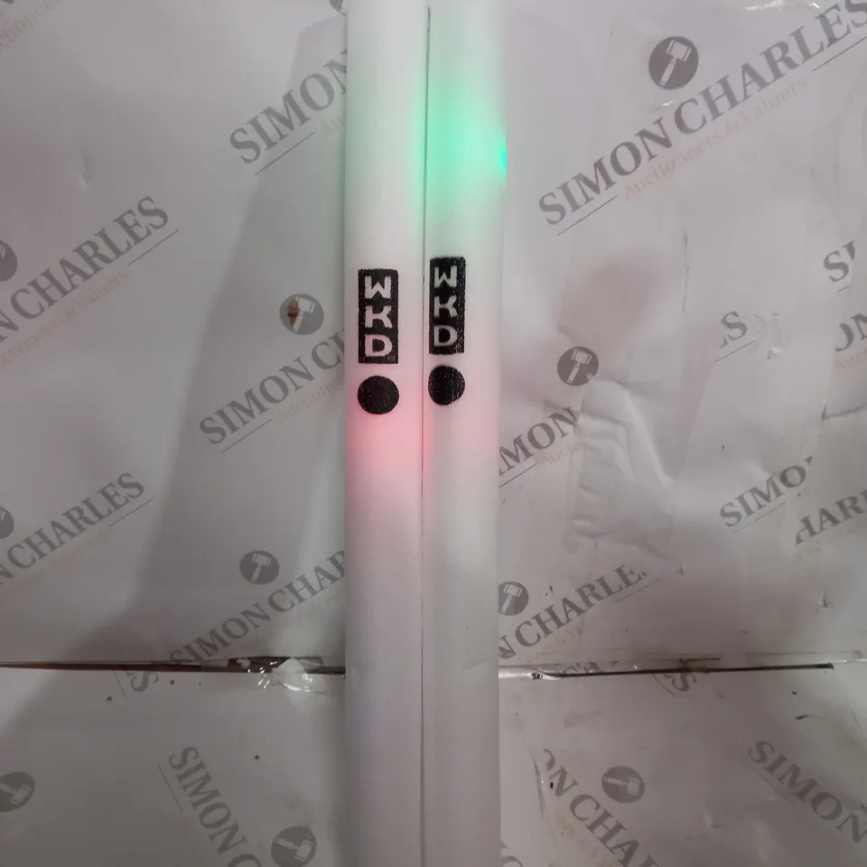 BOX OF APPROX 30 WKD LIGHT UP FOAM LIGHTS 
